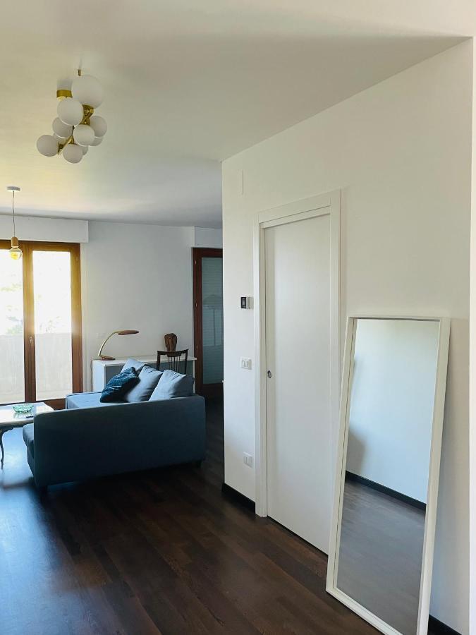Apartmán Attico Vista E Fronte Mare Zaffiroblu Con Posto Auto Montesilvano Marina Exteriér fotografie