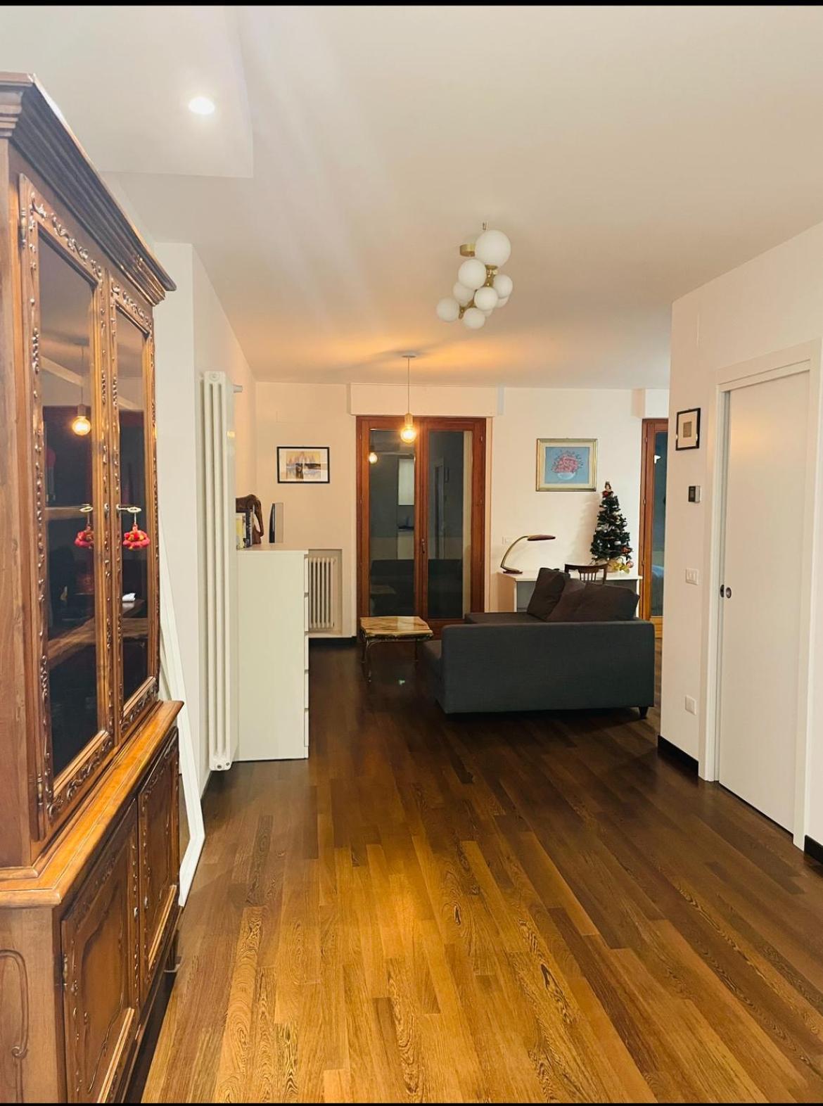 Apartmán Attico Vista E Fronte Mare Zaffiroblu Con Posto Auto Montesilvano Marina Exteriér fotografie